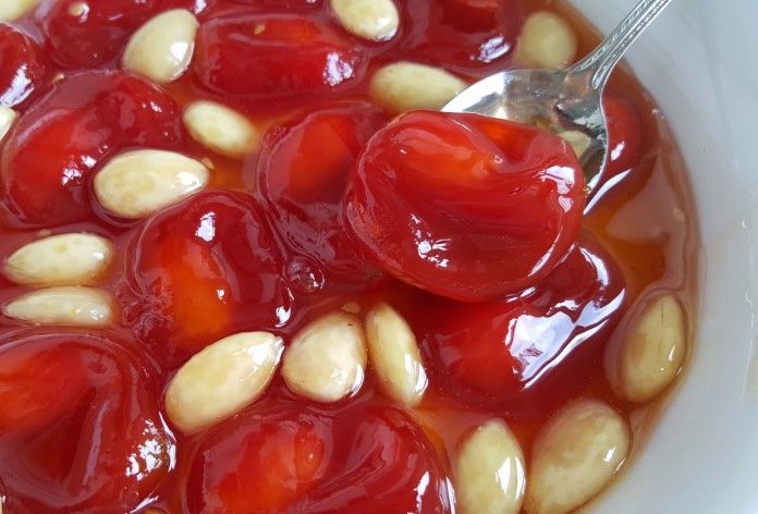 Bademli Domates Reçeli