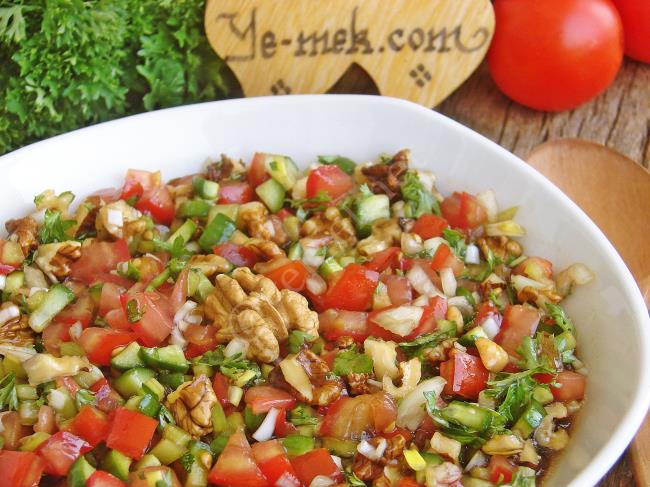 Gavurdağı Salatası
